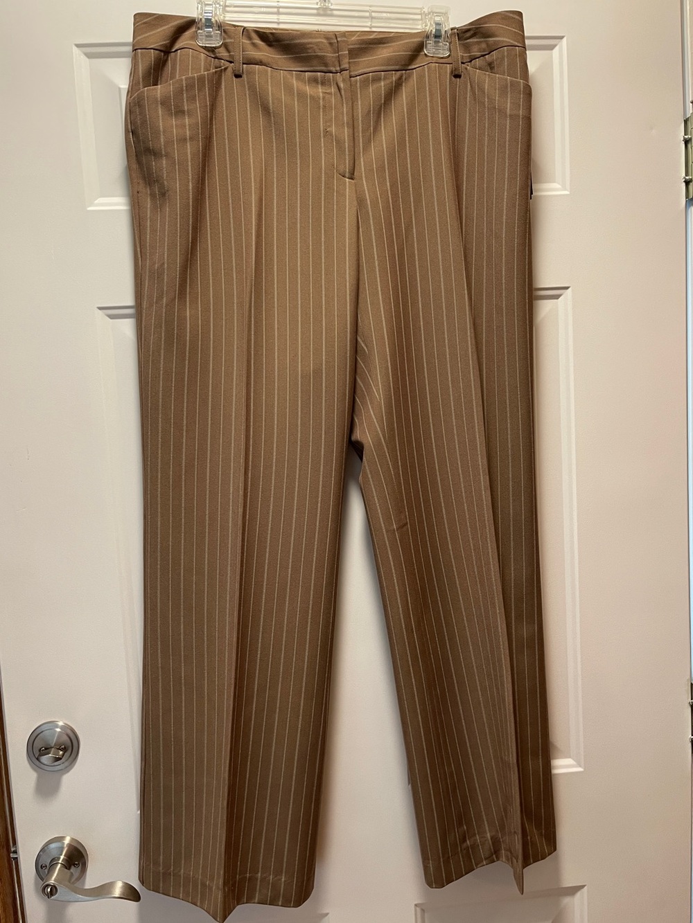 NWT AB Studio Slacks Pants 14 Camel Brown w/White Stripes Straight Leg Stretch